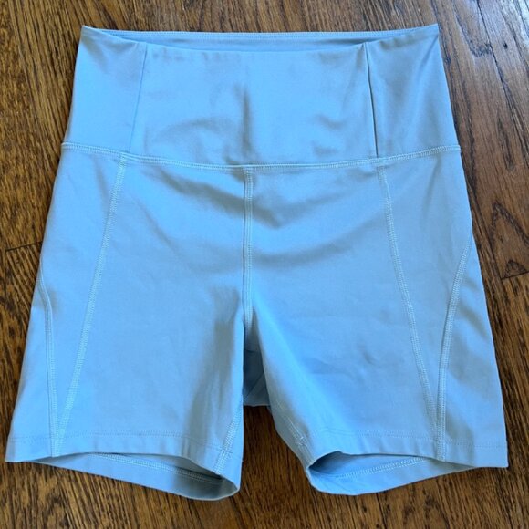 Girlfriend Collective Light Blue (sky?) Compressive Seamed Short - Picture 1 of 1